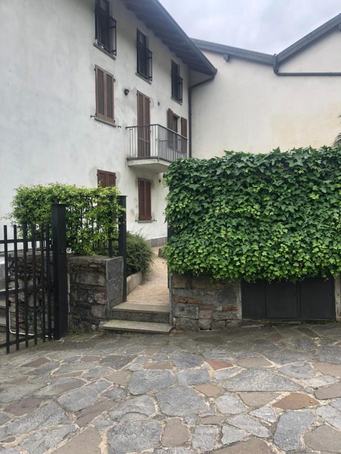 Casa Nonna Elide 2 Apartment Besozzo Exterior photo